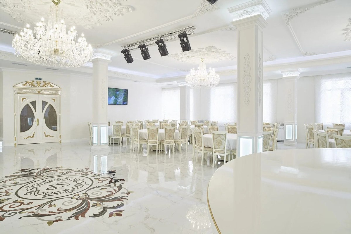 Большой Зал